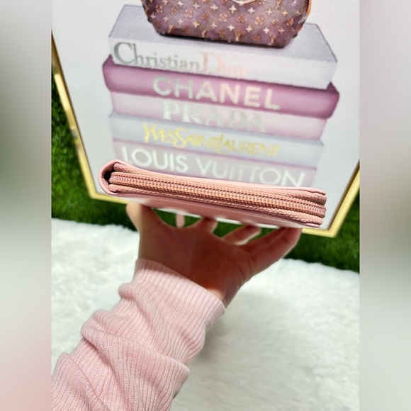 ❤️ Chanel Camellia Large Wallet A323M87 - Picture 7 of 17